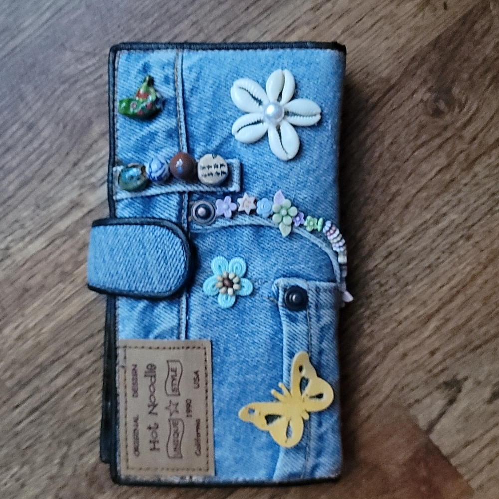 Hot Noodle Wallet
